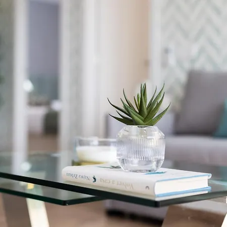 Sunnyland Ten-bel أرونا